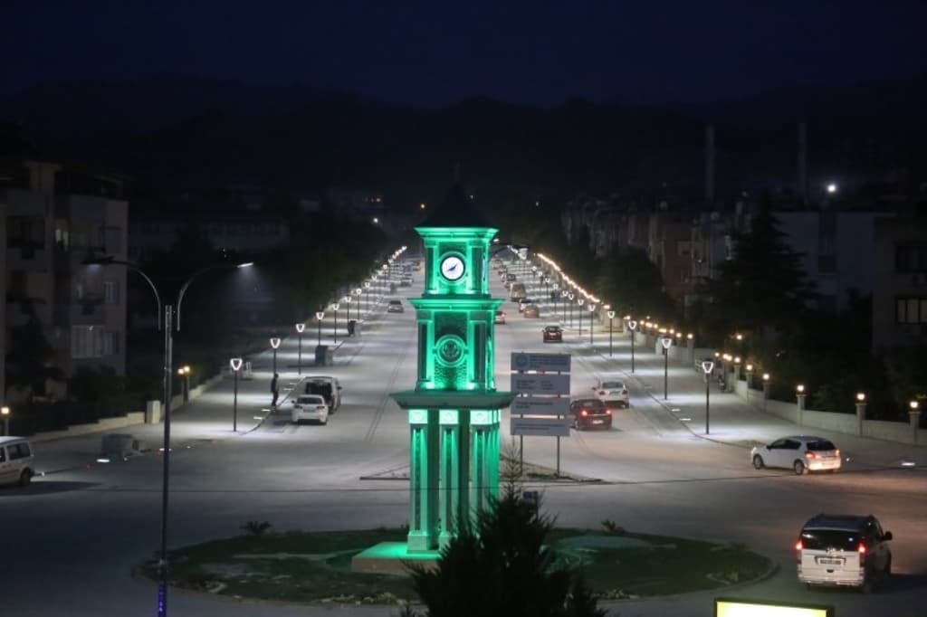 Manisa Turgutlu İlçesi Fatih Caddesi Yol ve Kaldırım Düzenleme